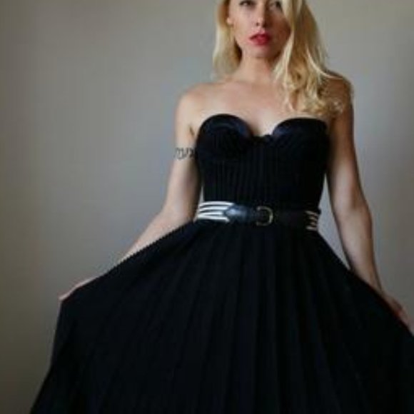 Open Knit Eyelet Skirt - Picture 1 of 5